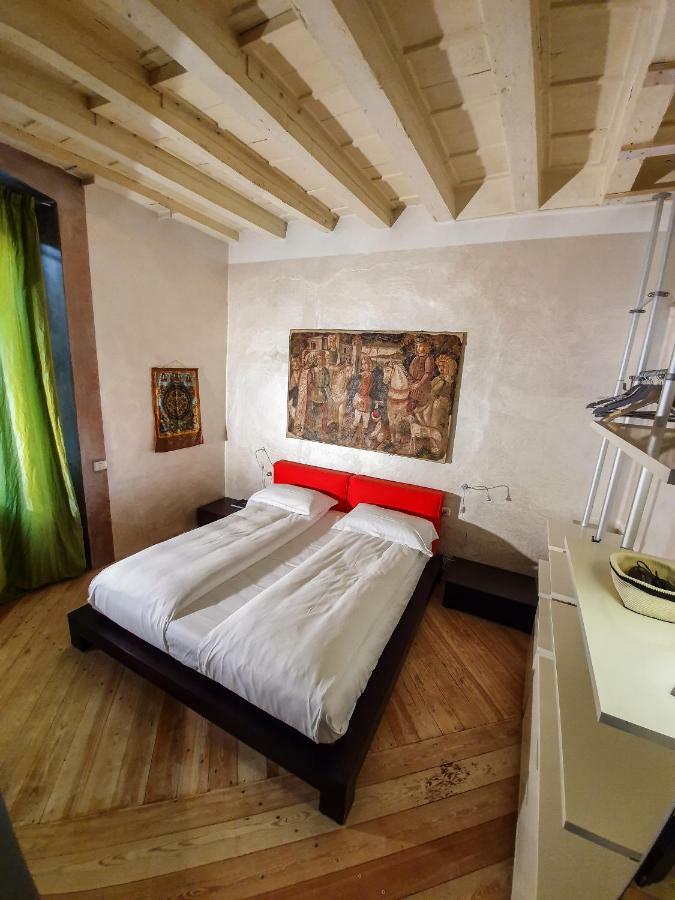 Flora Inn, Flora I - Nel Cuore Di Bergamo Alta Esterno foto